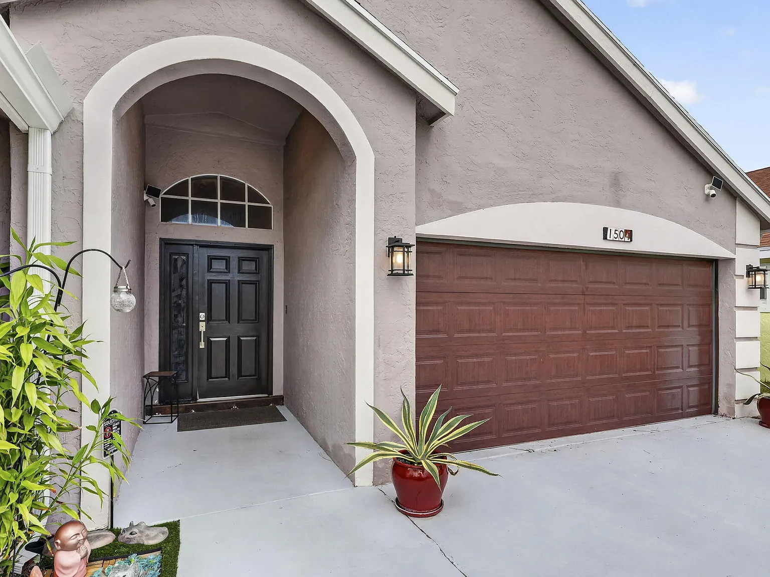 3 bed, 2.0 bath, 1647 sqft, $6,500 — Photo 4