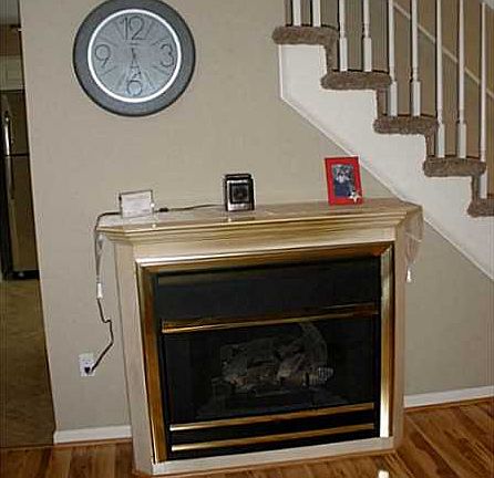 5th image of 410 E Hill Ln