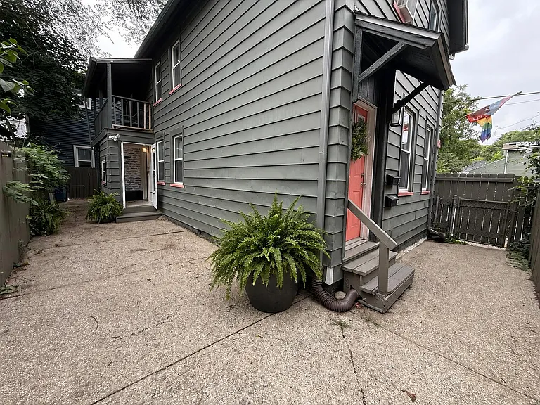1872 W 44th St #2 — Photo 2