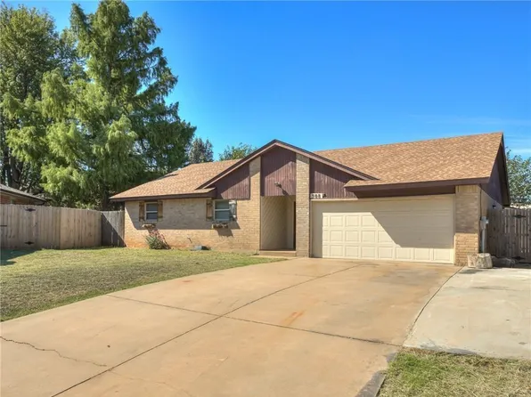 508 Cinnamon Dr, Edmond, OK 73003