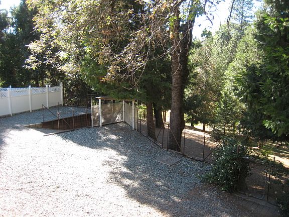 4th image of 3040 Rolling Hills Dr