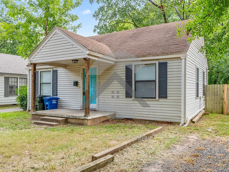 324 Mitchell St