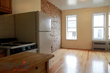 Rented by Rennit Inc.