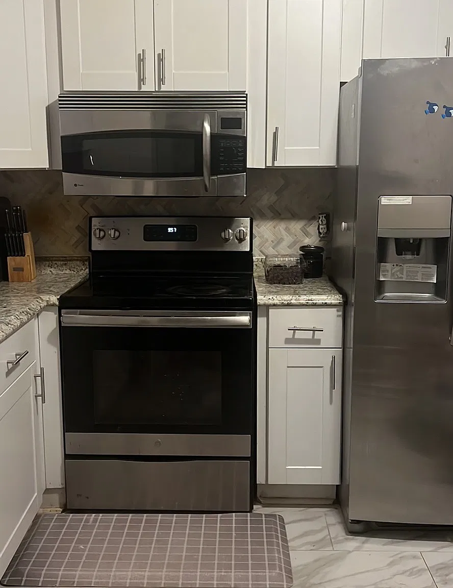 6119 Hil Mar Dr — Photo 1