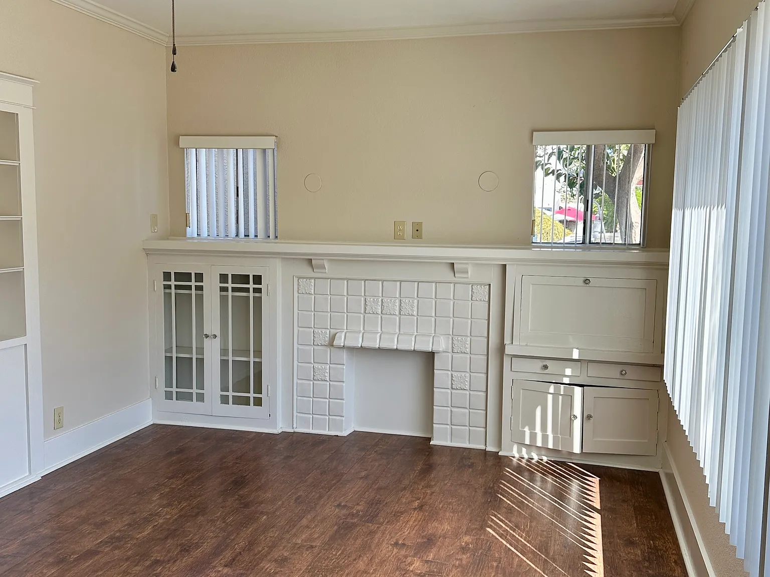 1 bed, 750 sqft, $2,300 — Photo 3