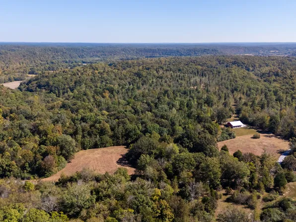 1036 Mason Bates Bend Rd, Centerville, TN 37033