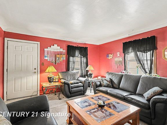 4th image of 3111 Rust Ave