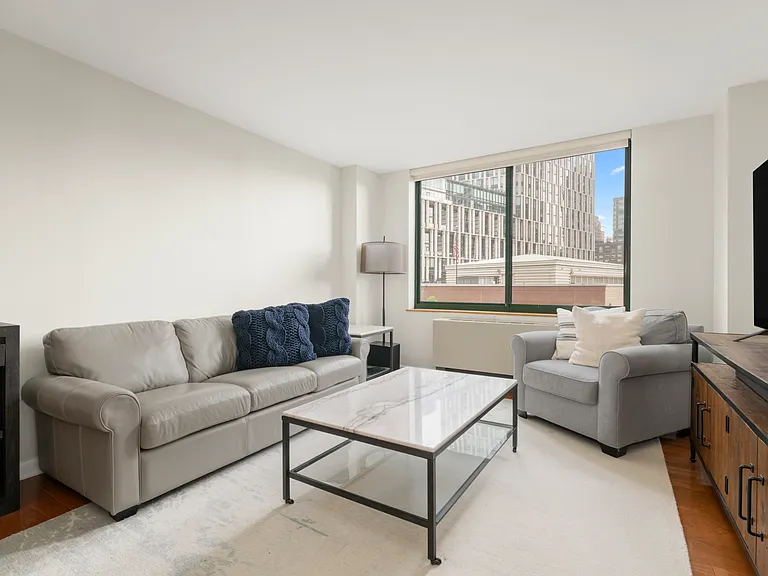 295 Greenwich St #5FN — Photo 4