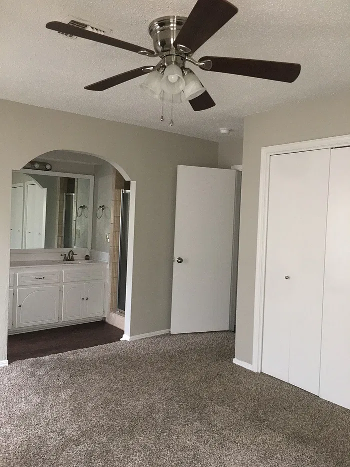 3 bed, 2.0 bath, 1368 sqft, $1,395 — Photo 4