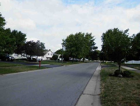 2nd image of 51 Bright Autumn Ln