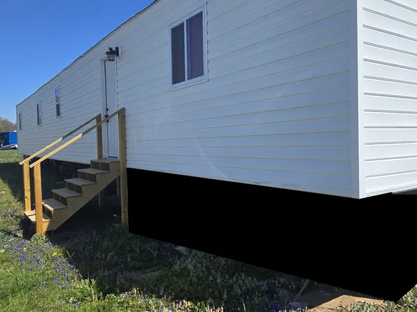 25 Kay Dr, Summerville, GA 30747