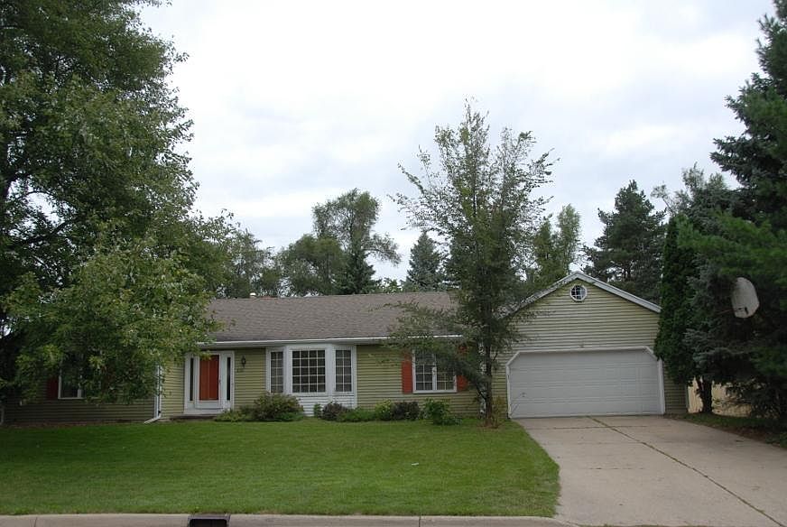 1st image of 2172 Riverwood Dr