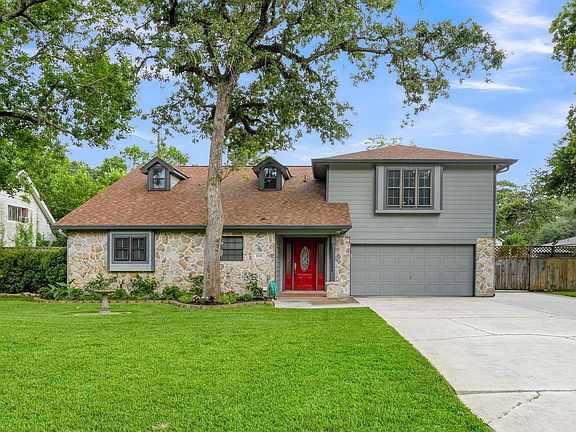 2nd image of 110 Butlers Ct