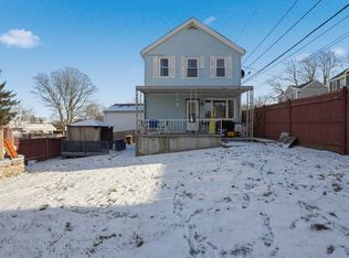 364 Tecumseh St, Fall River, MA 02721