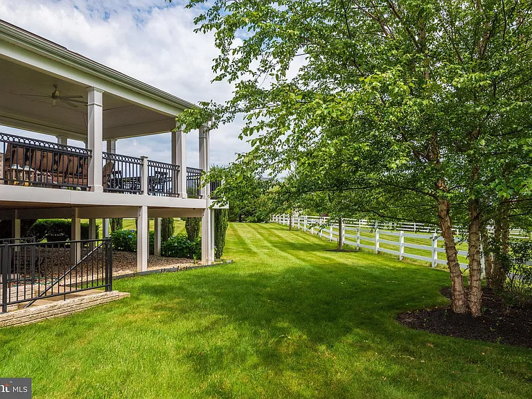 41398 Hagley Pl — Photo 45