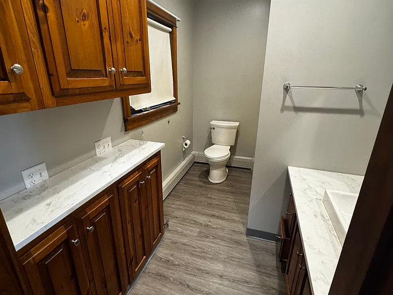 235-25 Albin St #23.5-25 — Photo 8