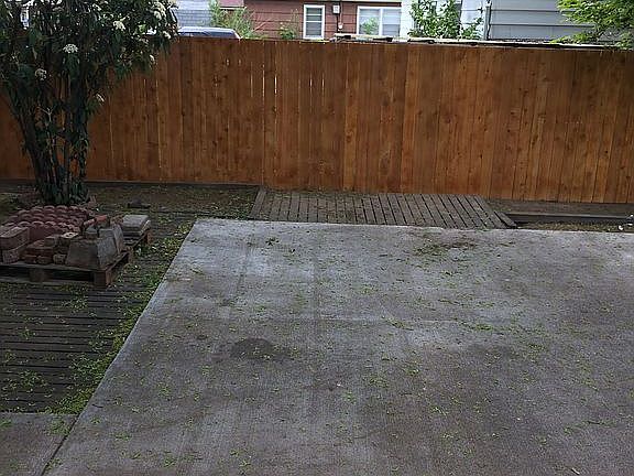 2nd image of 322 N 26th Ave
