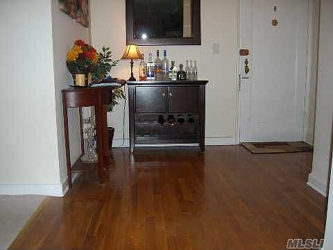 4th image of 70 S Park Ave APT 205