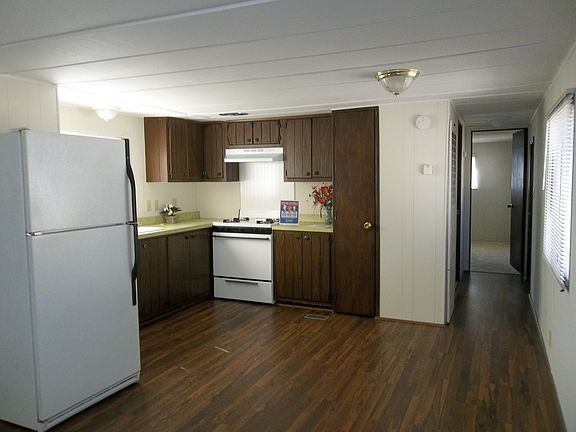 2nd image of 1243 Deerfield Dr