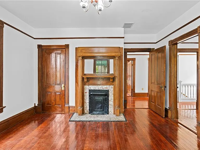 235 Elizabeth St NE #B — Photo 19