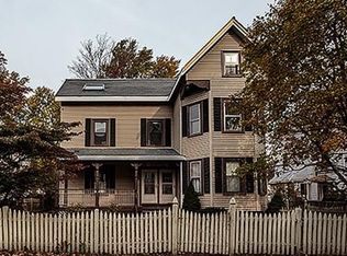 18 Maple St #2, Watertown, MA 02472