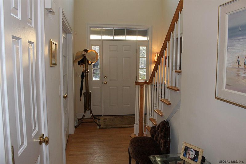 2nd image of 224 BENTWOOD Court