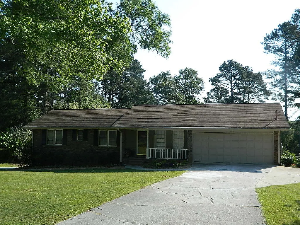 2550 Falcon Ridge Dr photo 1