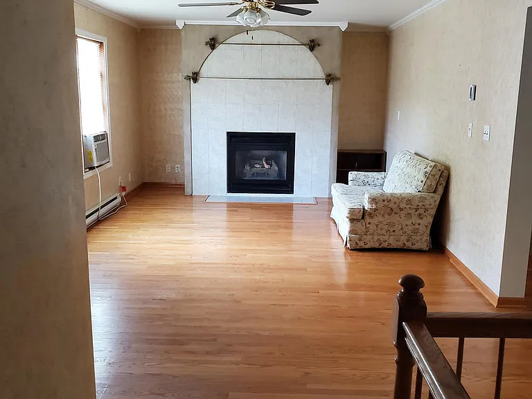 641 Benjamin Ct — Photo 4