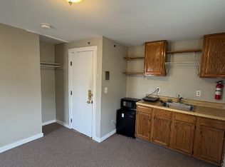 71 S Prospect St #2, Amherst, MA 01002