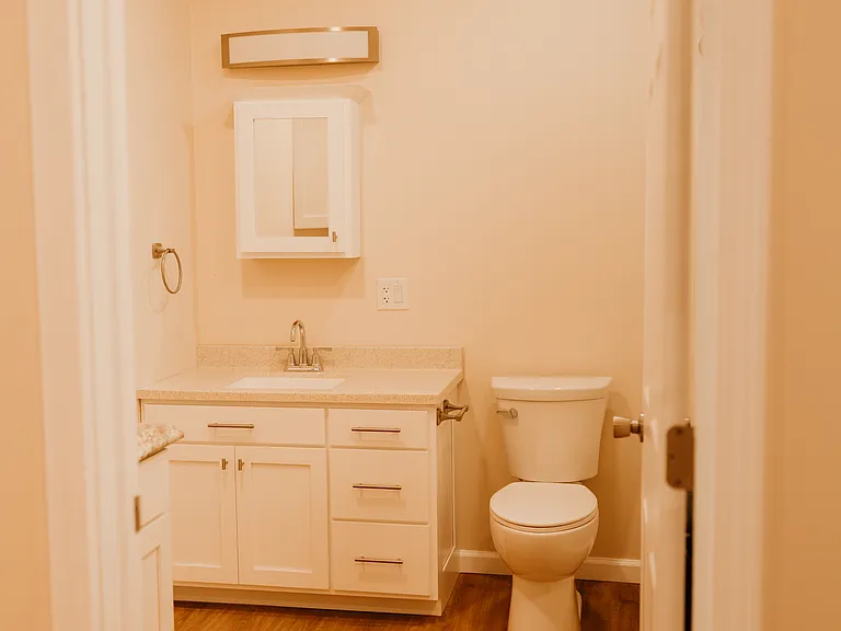 212 Main St #2 — Photo 17