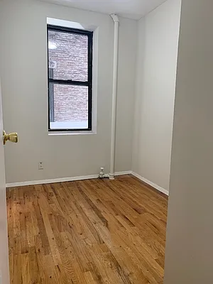 Rented by Landmark Real Estate | media 18