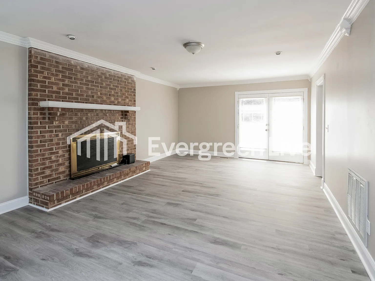 3 bed, 2.5 bath, 1716 sqft, $1,845 — Photo 2