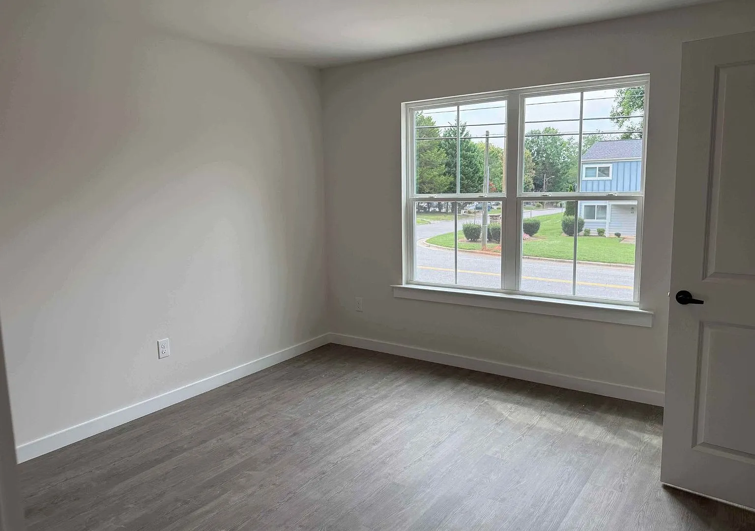 Brand-New 3BR Townhome | Main-Level Primary Suite + Loft | 1,478 Sq. Ft. — Photo 4