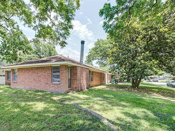 3rd image of 5056 Lido Ln