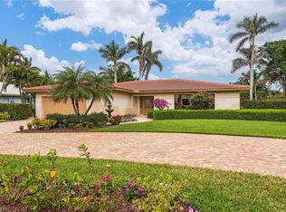 717 Park Shore Dr, Naples, FL 34103