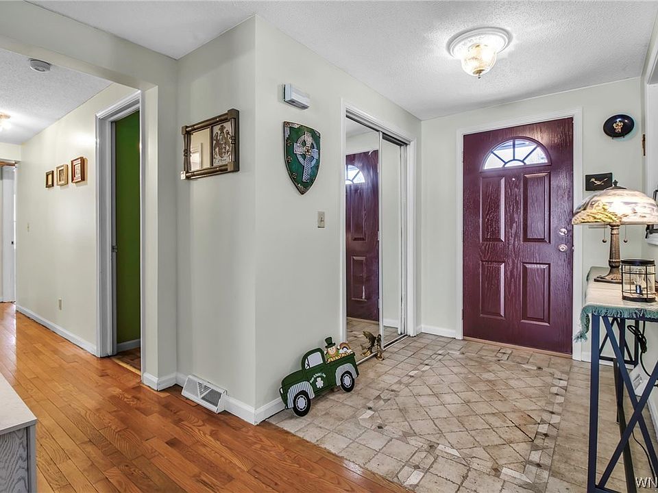 6469 Bartz Rd, Lockport, NY 14094 Zillow