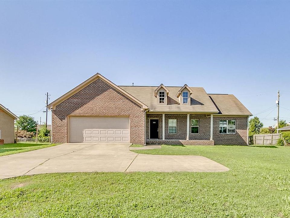 1st image of 225 Cedar Crst #225