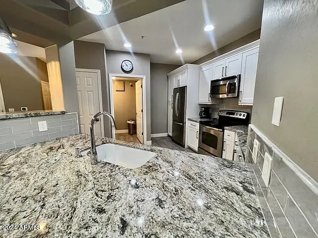 2 bed, 2.0 bath, 1587 sqft, $2,100 — Photo 3