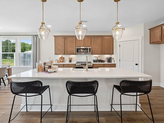 7th image of this home
