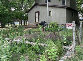 520 8th St, Britton, SD 57430