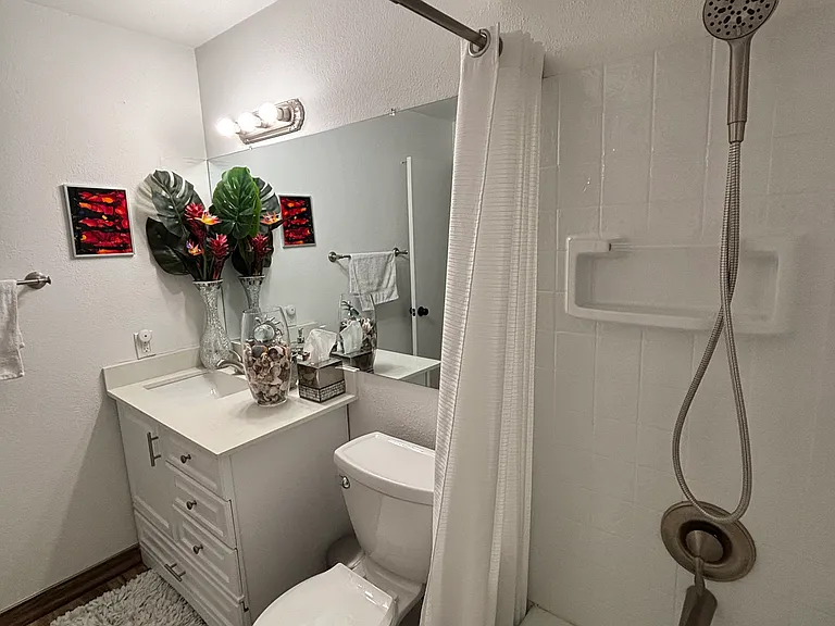 E Paradise Dr — Photo 20