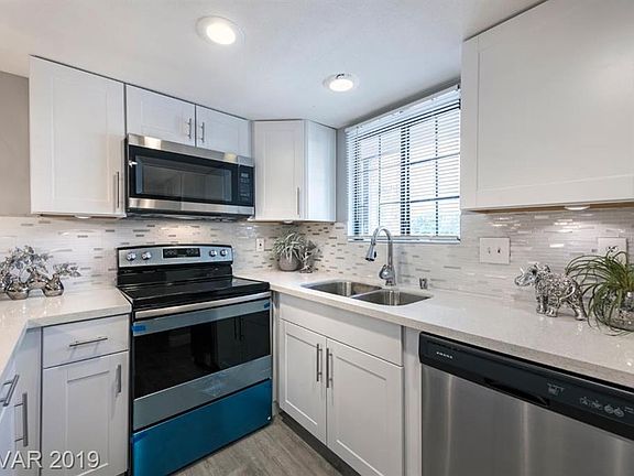 3rd image of 2080 Karen Ave #43