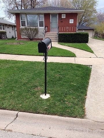 1st image of 8747 S Meade Ave