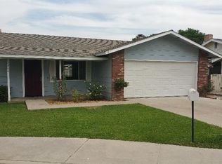 1260 N Ohio Pl, Porterville, CA 93257