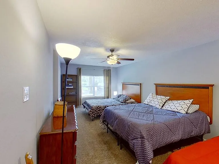 5769 Cedar Oaks Dr — Photo 11