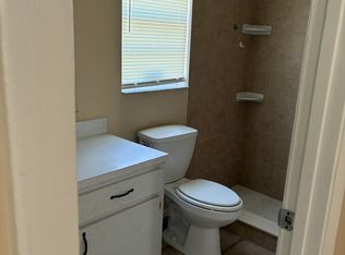 708 65th Ave E, Bradenton, FL 34203