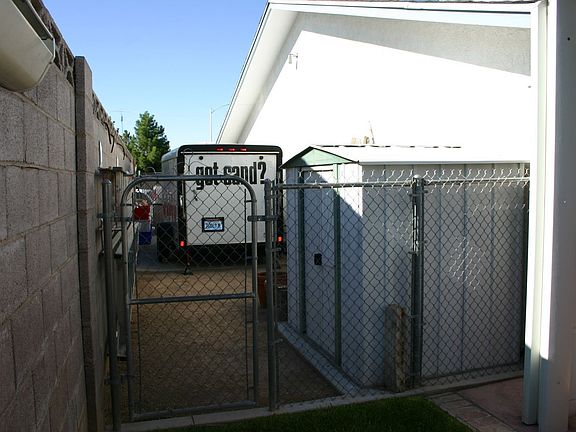 5th image of 7401 Stormson Dr