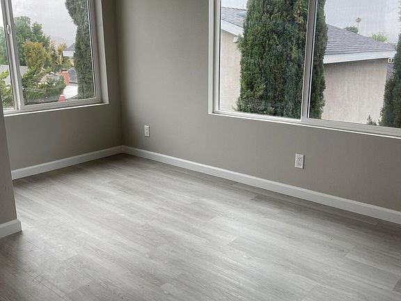 5th image of 2003 Woodlawn Dr #1