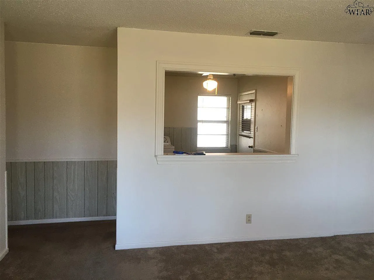 3 bed, 1.0 bath, 1218 sqft, $1,200 — Photo 4