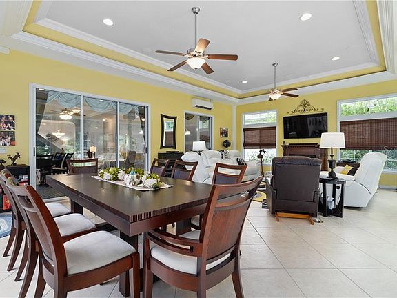 4th image of 17548 SE 121st Cir